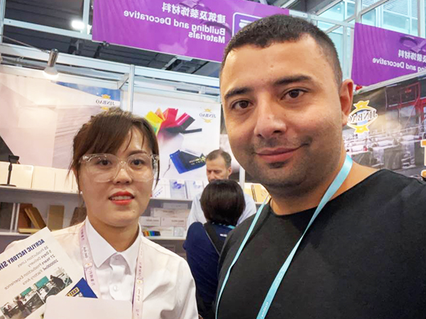 中国进出口商品交易会-金宝-亚克力-PVC-4